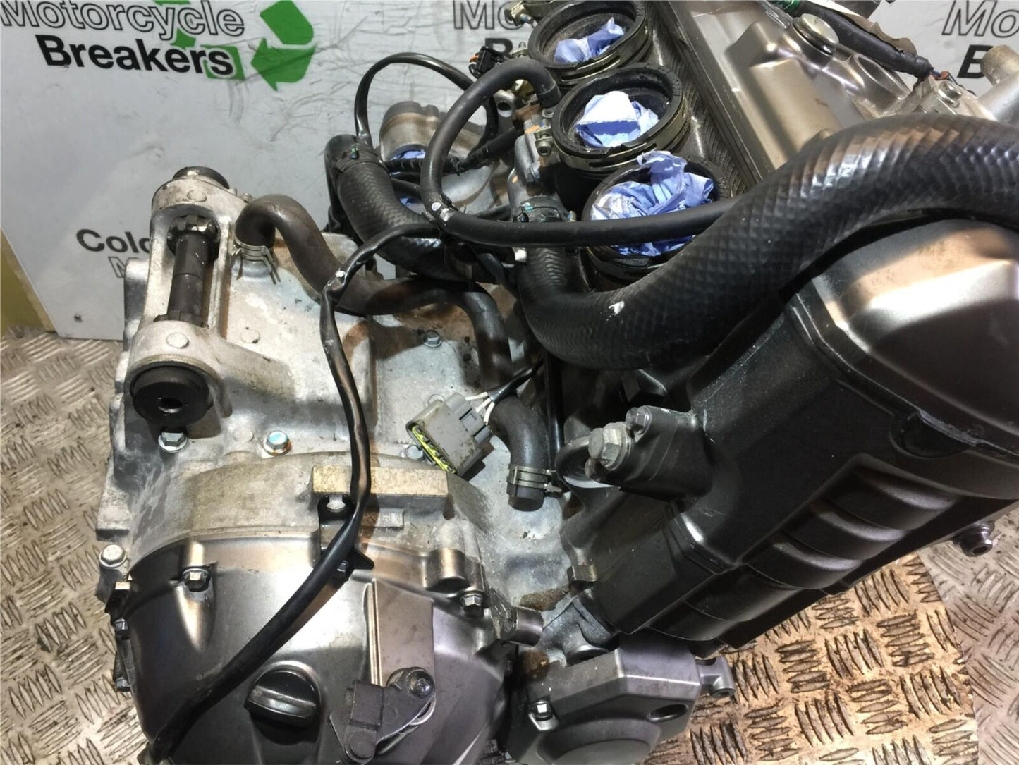 KAWASAKI VERSYS 1000 KLZ 1000 ENGINE  (STOCK 912)