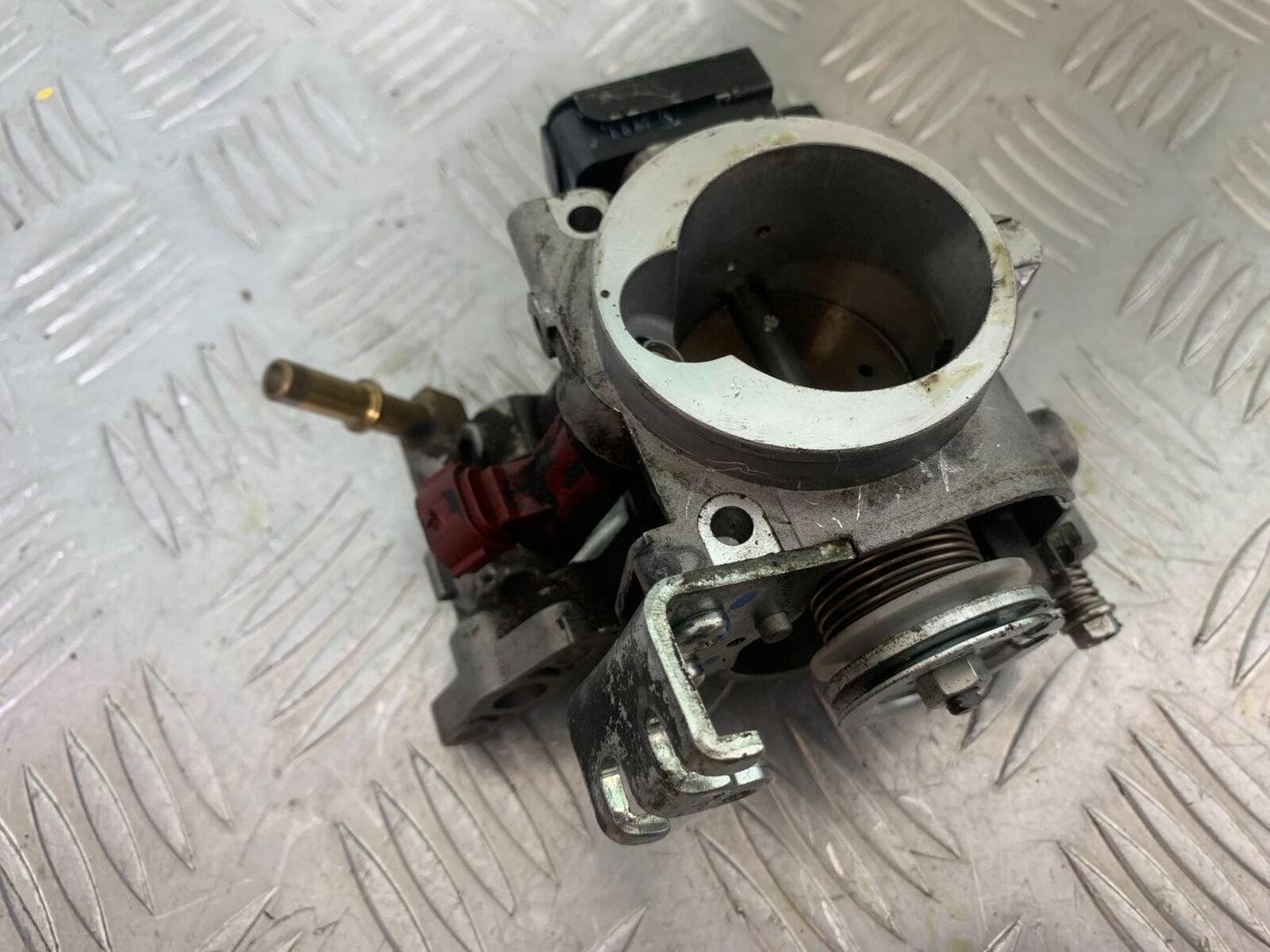HUSQVARNA TE630 TE 630 THROTTLE BODY   YEAR 2010-11 (CMB1120)