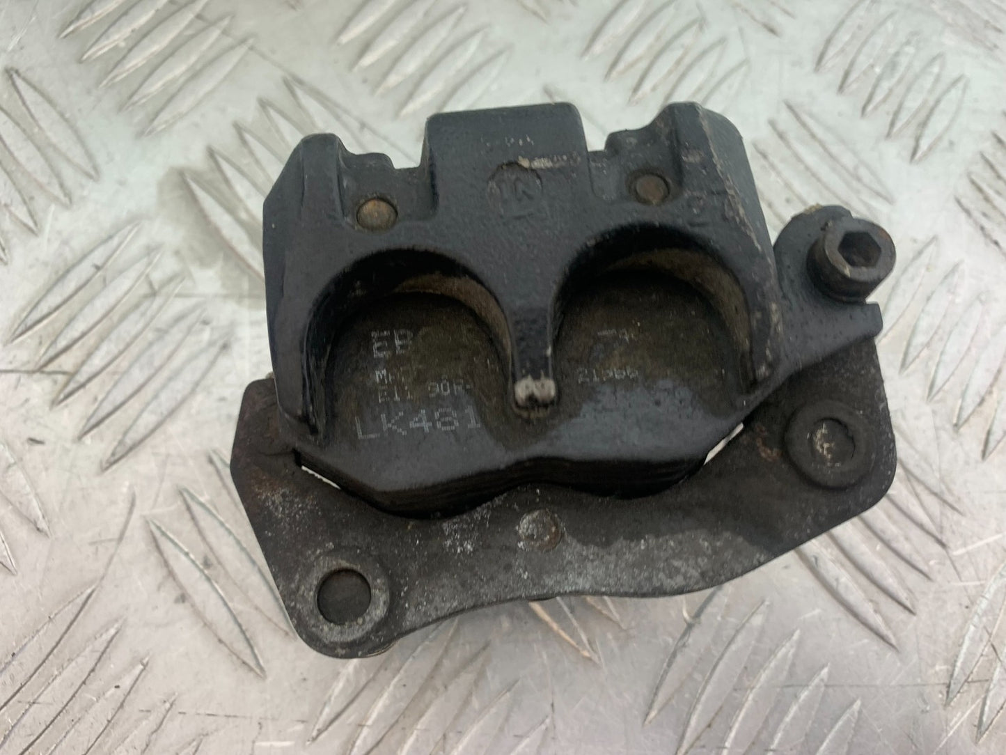 TRIUMPH 955i SPRINT ST REAR BRAKE CALIPER  1999-2004 (CMB1176)