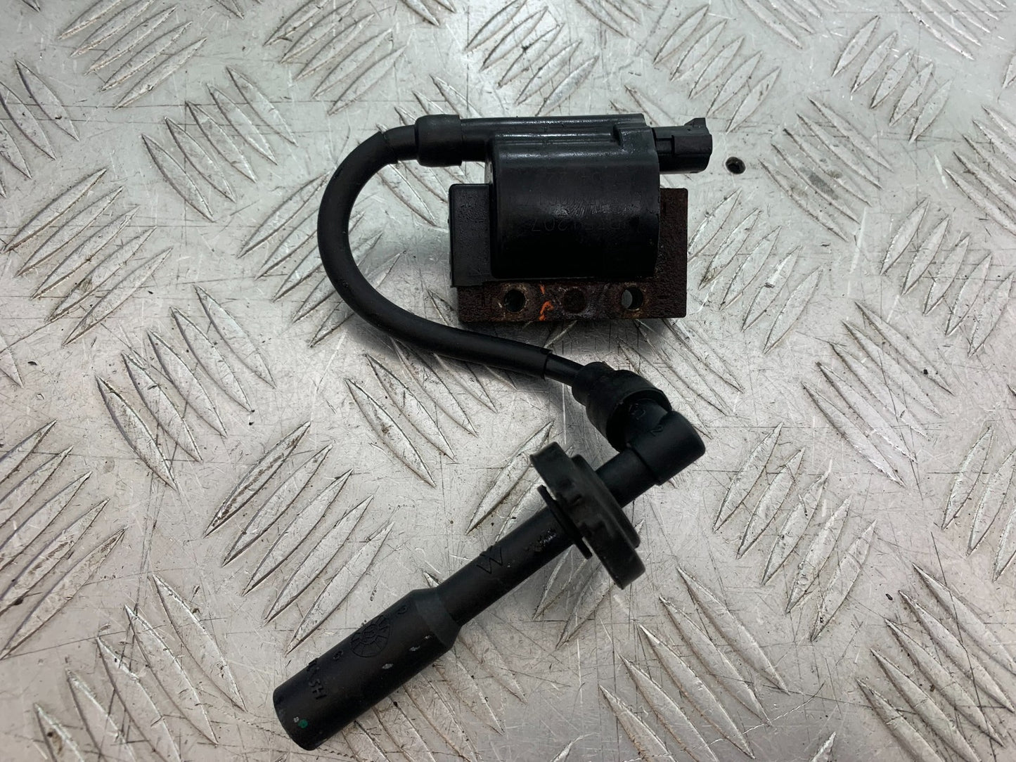 KTM DUKE 125 COIL AND CAP   YEAR 2017-2022 (CMB1274)