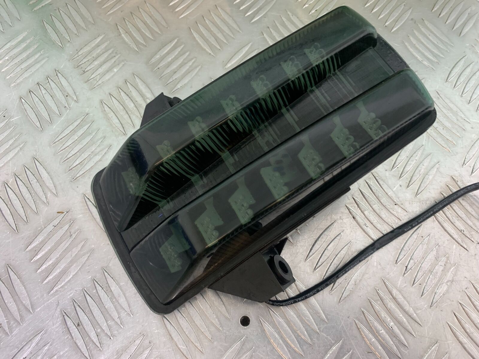 SUZUKI SV1000 SV 1000 K4 REAR LIGHT YEAR 2003-2007 (CMB1042)