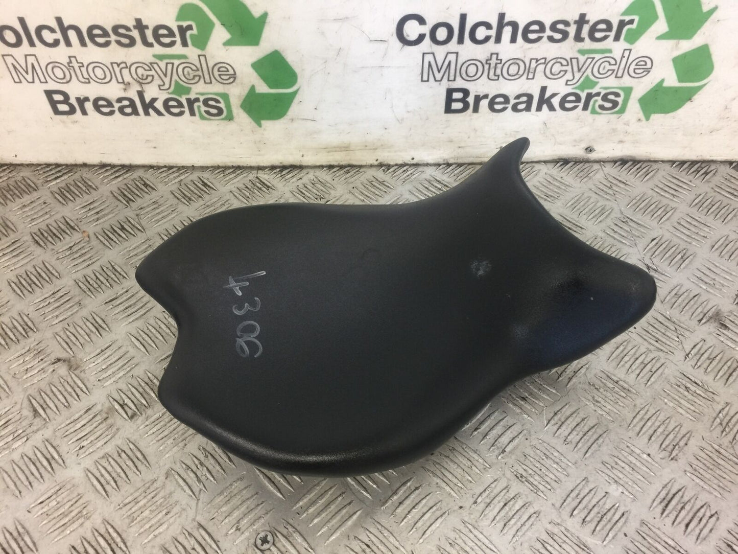 KAWASAKI NINJA 250 SL BX250 FRONT SEAT  YEAR 2017 (STOCK 479)
