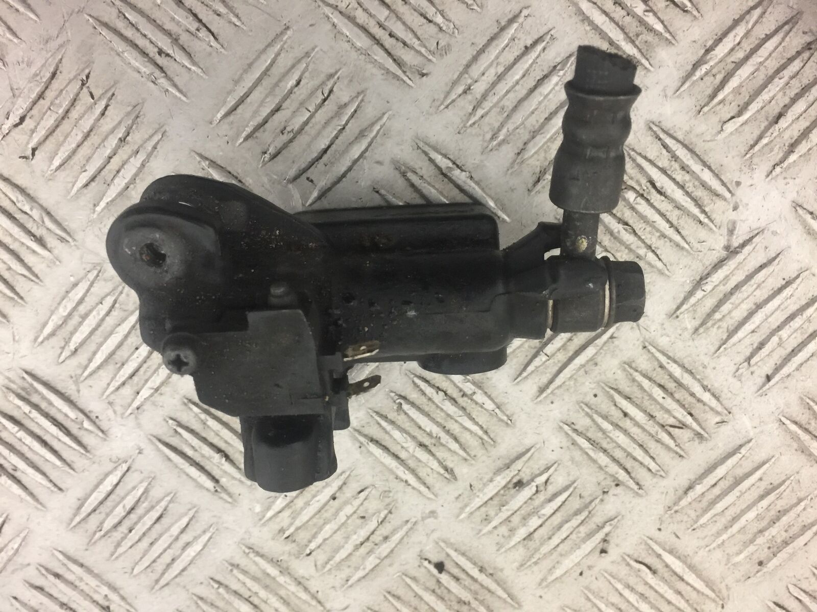 HONDA CBR 500 R  CBR500 R FRONT BRAKE MASTER CYLINDER  YEAR 2014  (STOCK 392)