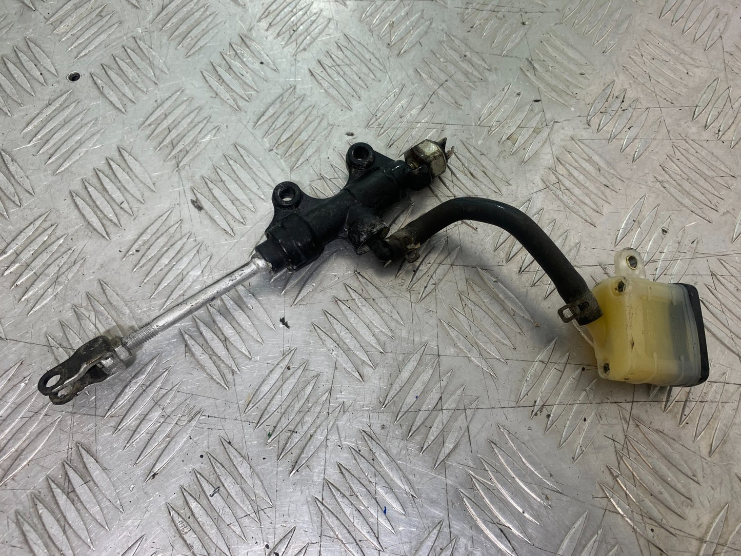 TRIUMPH 1050 SPRINT ST REAR MASTER CYLINDER   YEAR 2004-2007 (CMB1197)
