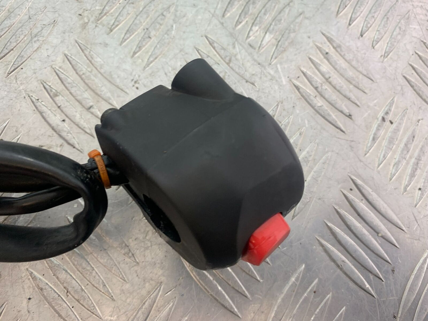 SINNIS TERRAIN 125 RIGHT SWITCH GEAR   YEAR 2018 (CMB1123)