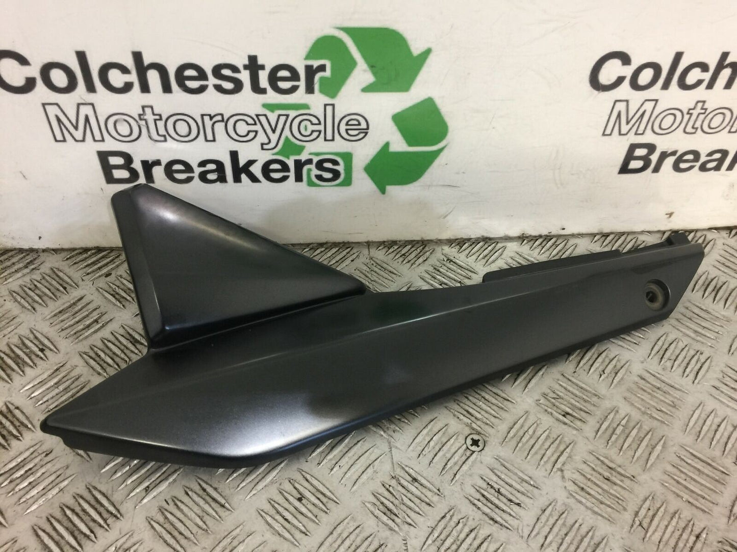 SUZUKI GSF1250 GSF 1250 K8 LEFT SIDE INFILL YEAR 2009