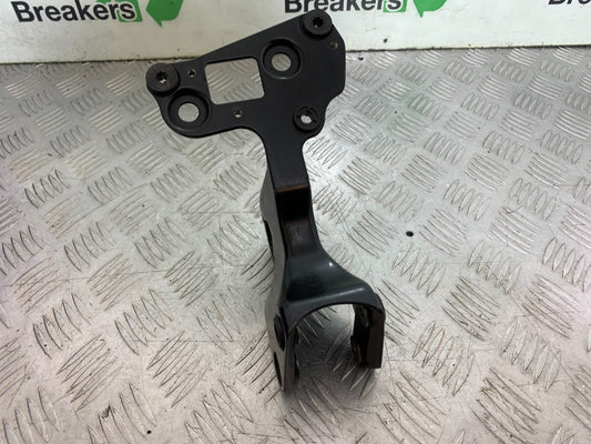 TRIUMPH SPEED TRIPLE R 1050 FAIRING BRACKET   2009 (CMB1183)
