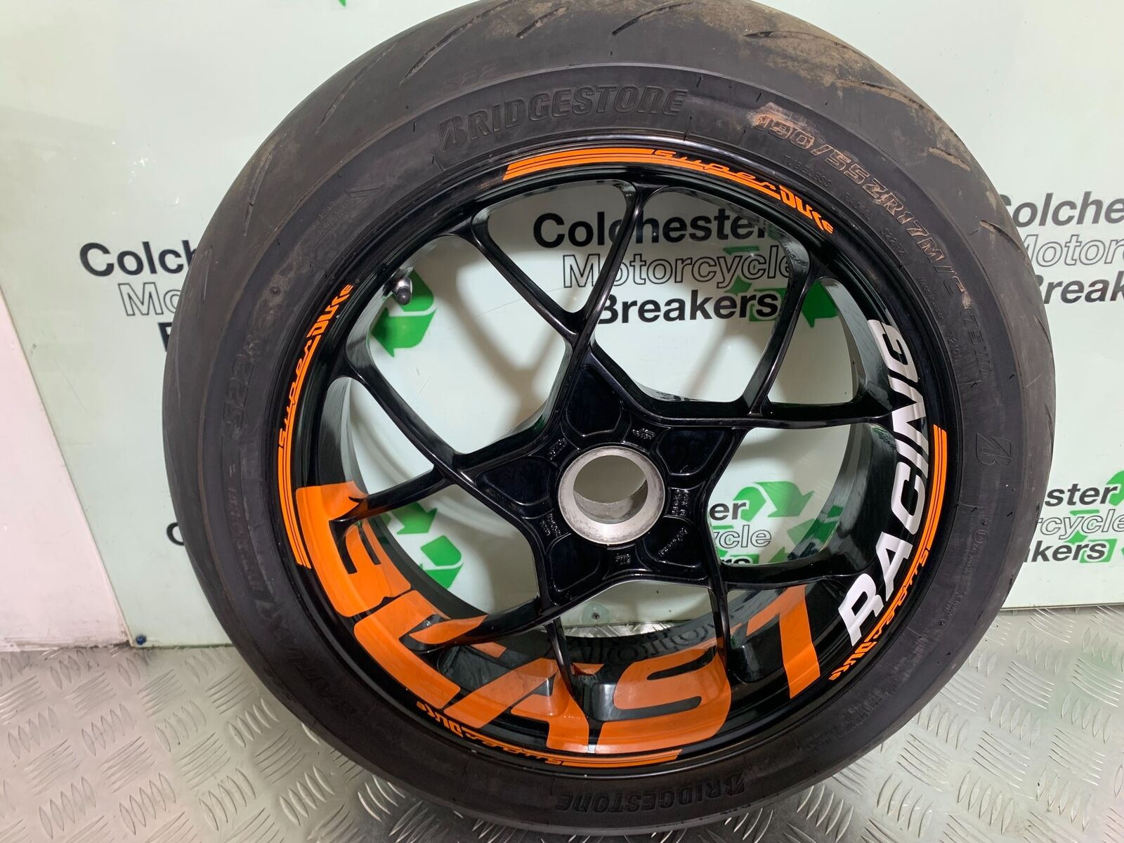 KTM 1290 SUPER DUKE REAR REAR WHEEL YEAR 2014-2016 (CMB1006)