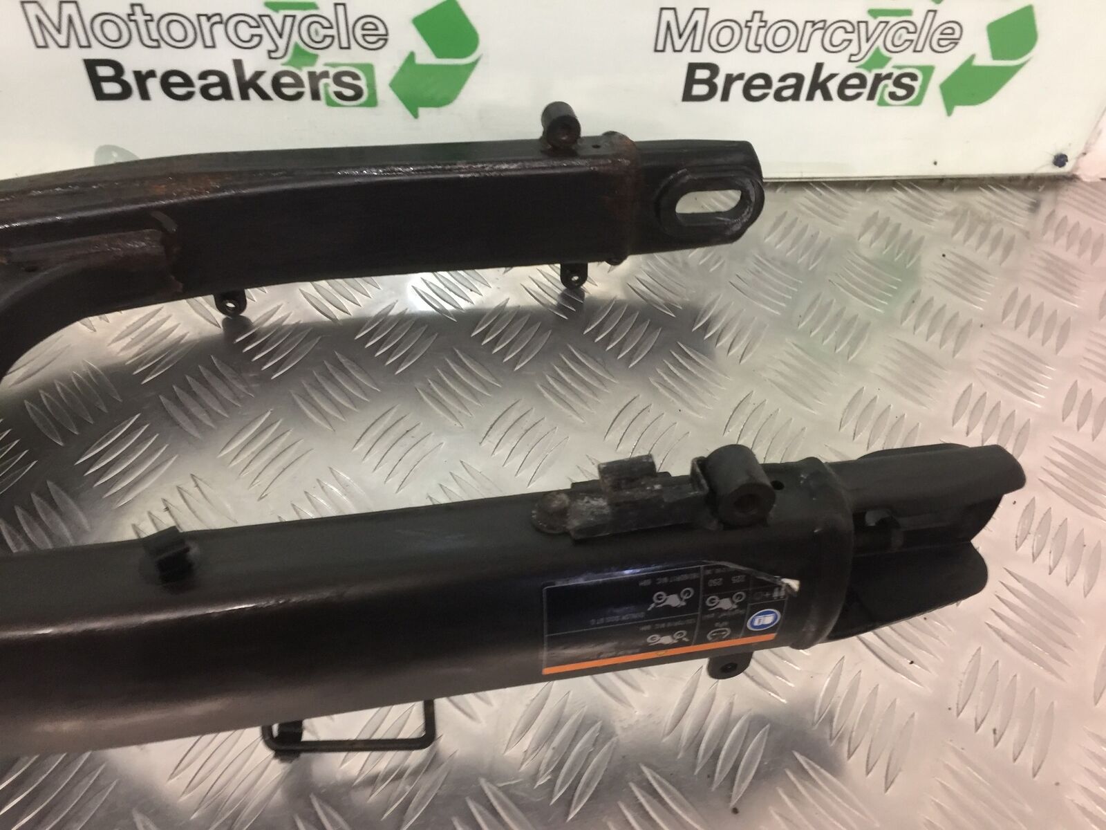 KAWASAKI VN 650 VULCAN SWINGARM  YEAR 2017-2021 (STOCK 924)