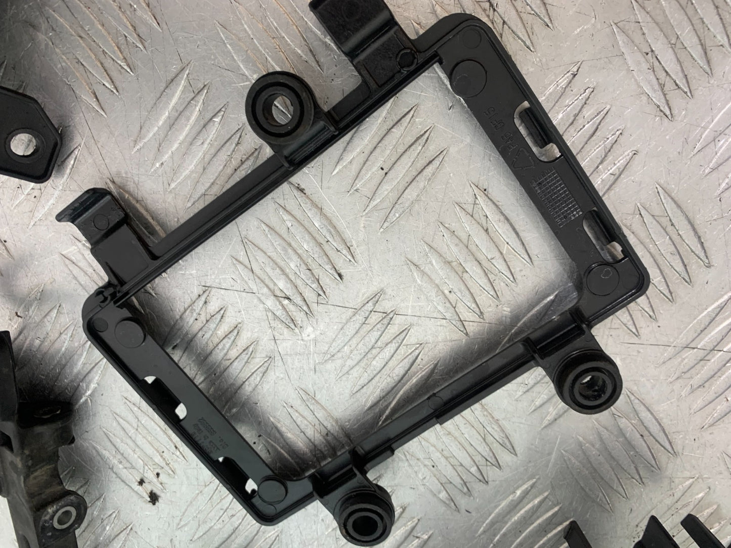 APRILIA TUONO 1000 V4R INFILL PANELS YEAR 2011-13  (CMB1331)