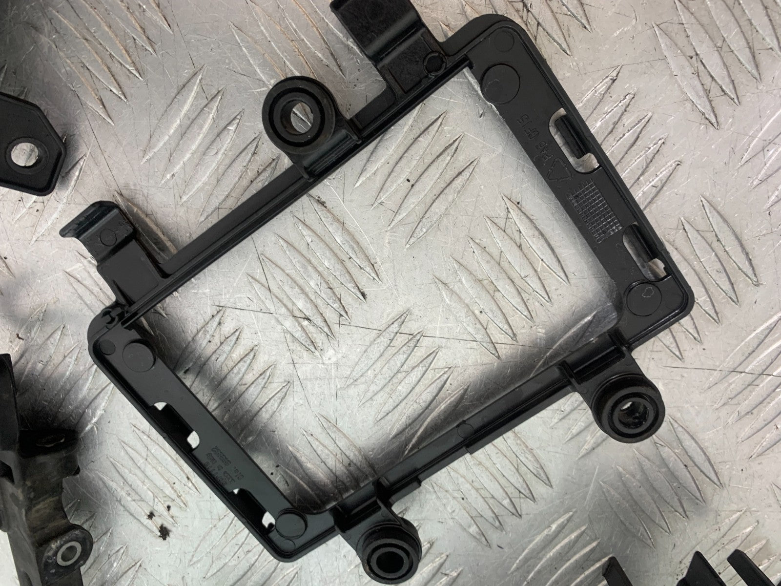 APRILIA TUONO 1000 V4R INFILL PANELS YEAR 2011-13  (CMB1331)