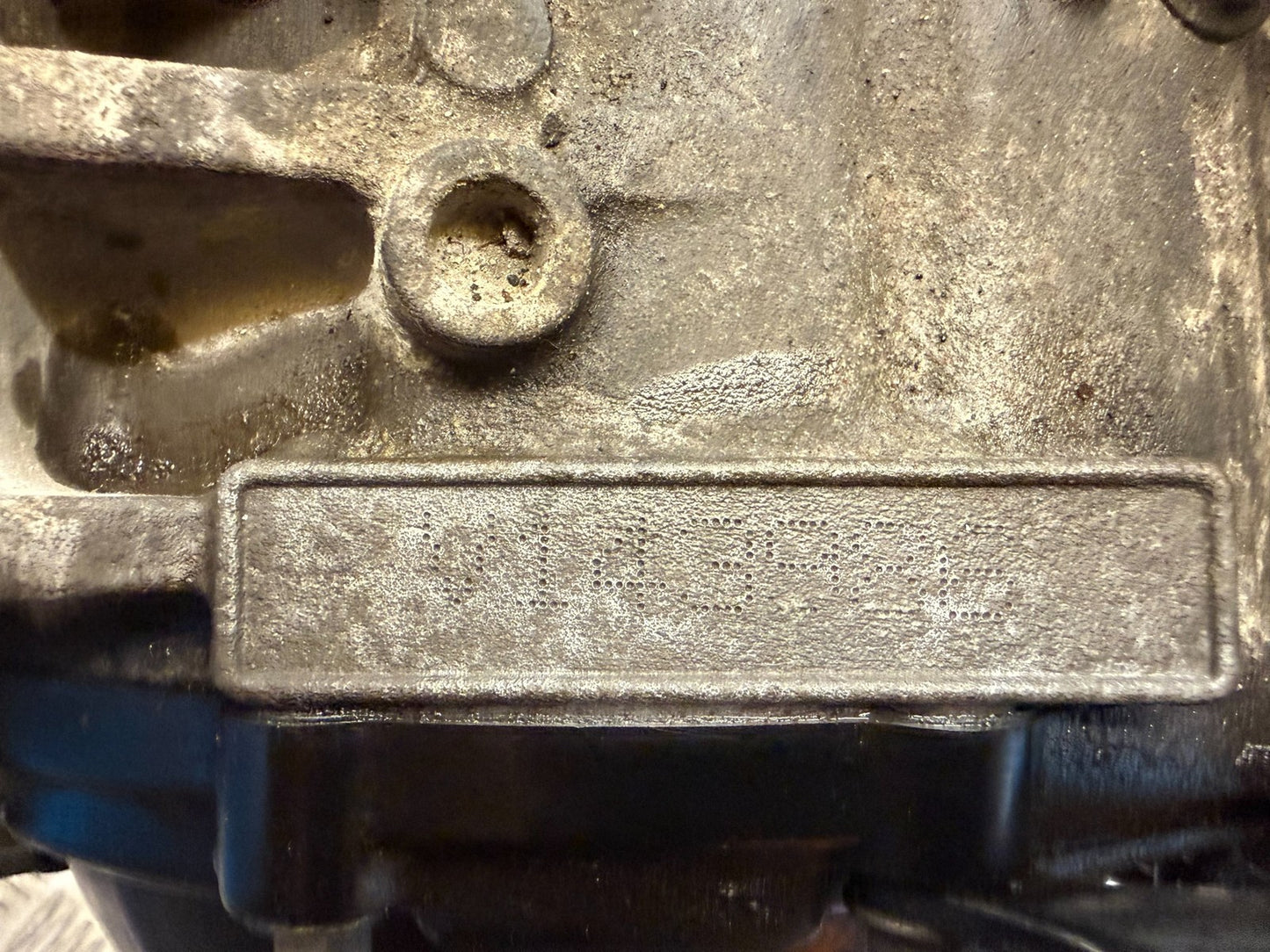 TRIUMPH 955i DAYTONA ENGINE YEAR 2002-2006 (CMB1229)