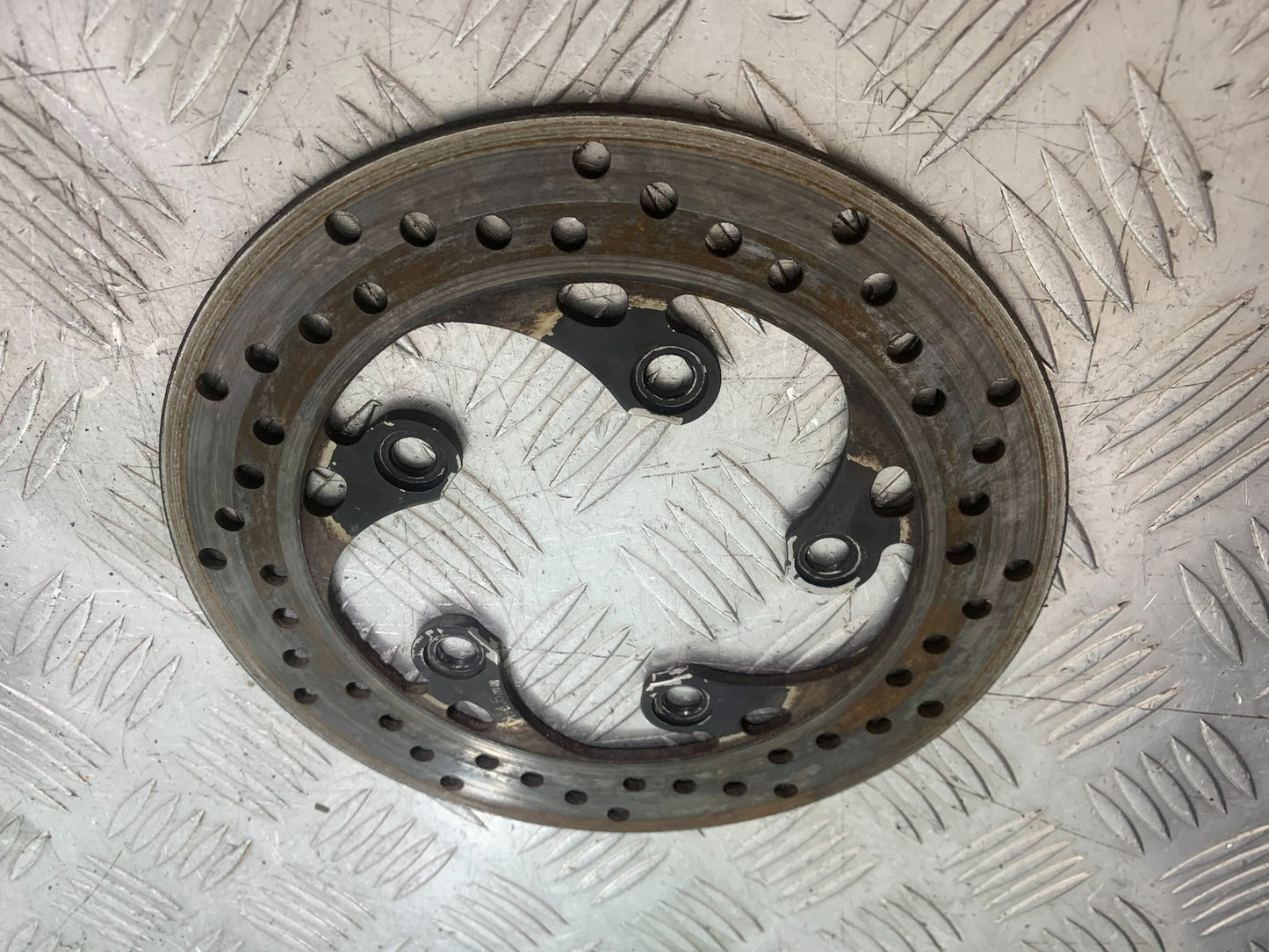 SUZUKI GSXR750 GSXR 750 K4 K5 REAR BRAKE DISC 2004-2005 (CMB1319)