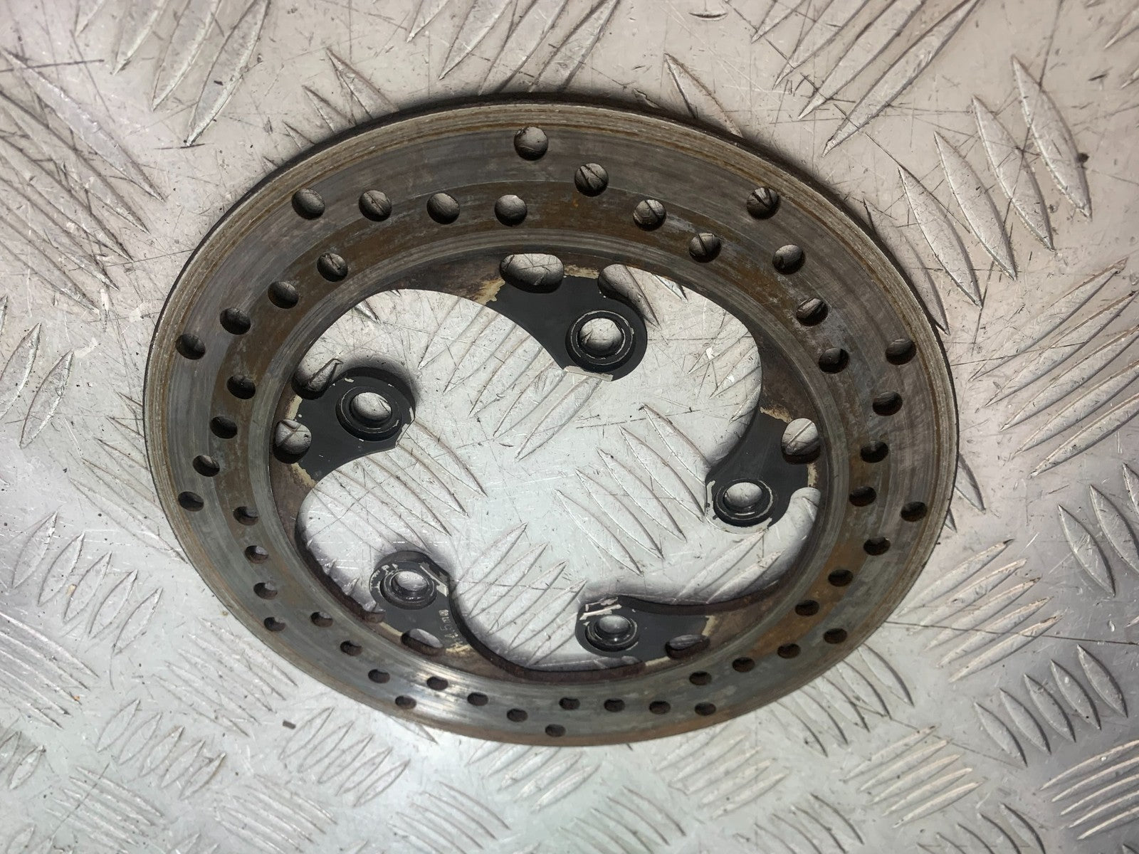 SUZUKI GSXR750 GSXR 750 K4 K5 REAR BRAKE DISC 2004-2005 (CMB1319)