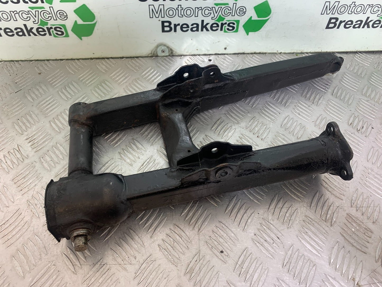 HONDA GL500 GL 500 SILVERWING SWINGARM   YEAR 1981-82  (CMB1168)