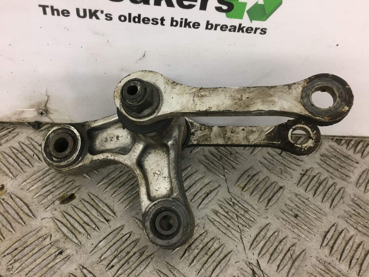 SUZUKI DR650 DR 650 REAR SHOCK LINKAGE   YEAR 1997