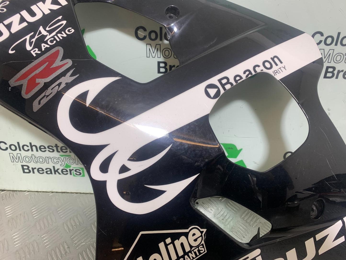 SUZUKI GSXR750 GSXR 750 K4 K5 LEFT FAIRING  2004-2005 (CMB1319)