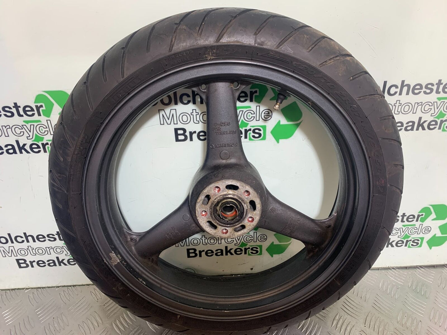 KAWASAKI Z750 ZR750 ZR-7S FRONT WHEEL   YEAR 1999-05 (CMB1135)