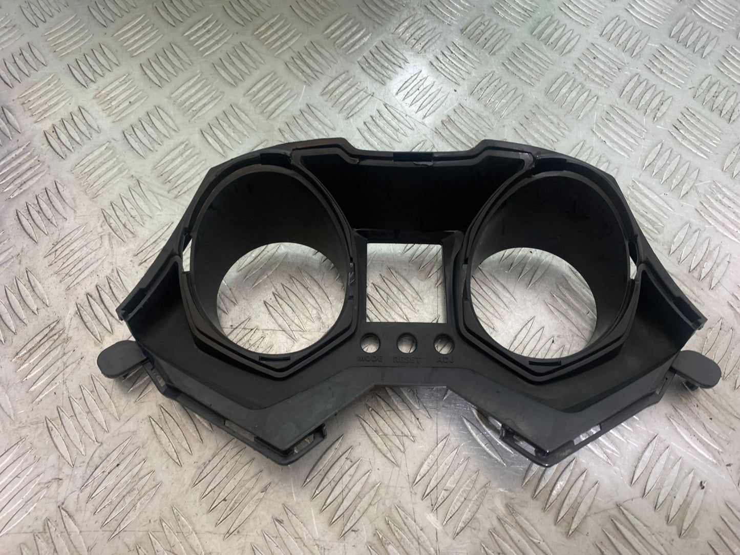 KAWASAKI J125 J125 CLOCKS SURROUND YEAR 2016-2020 (CMB1158)