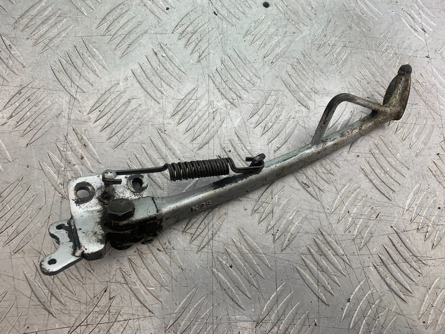 KAWASAKI GPZ600 GPZ 600 SIDE STAND  YEAR 1988-90 (CMB1258)