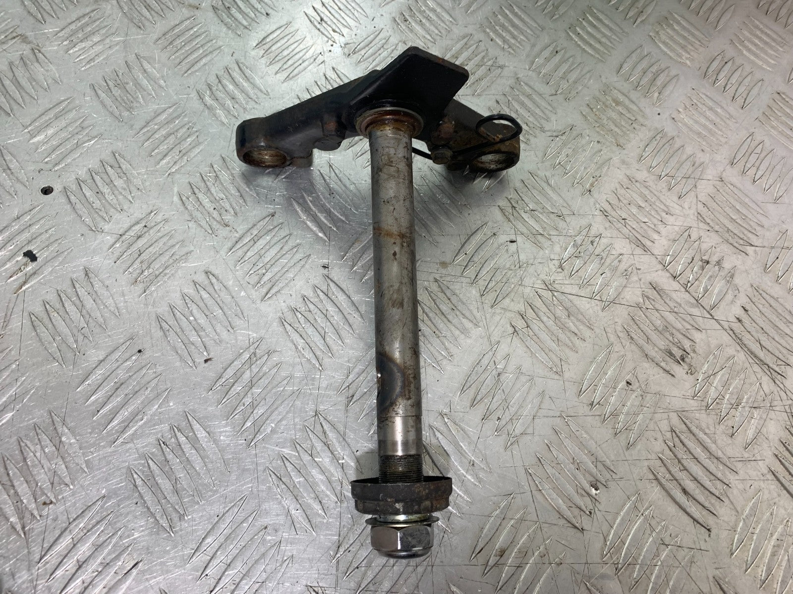 HONDA CG125 CG 125 BOTTOM YOKE   YEAR 1998-2000 (CMB1282)