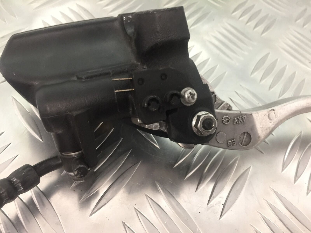 KAWASAKI VERSYS 1000 KLZ 1000 FRONT MASTER CYLINDER  YEAR  2015-2018 (STOCK 912)