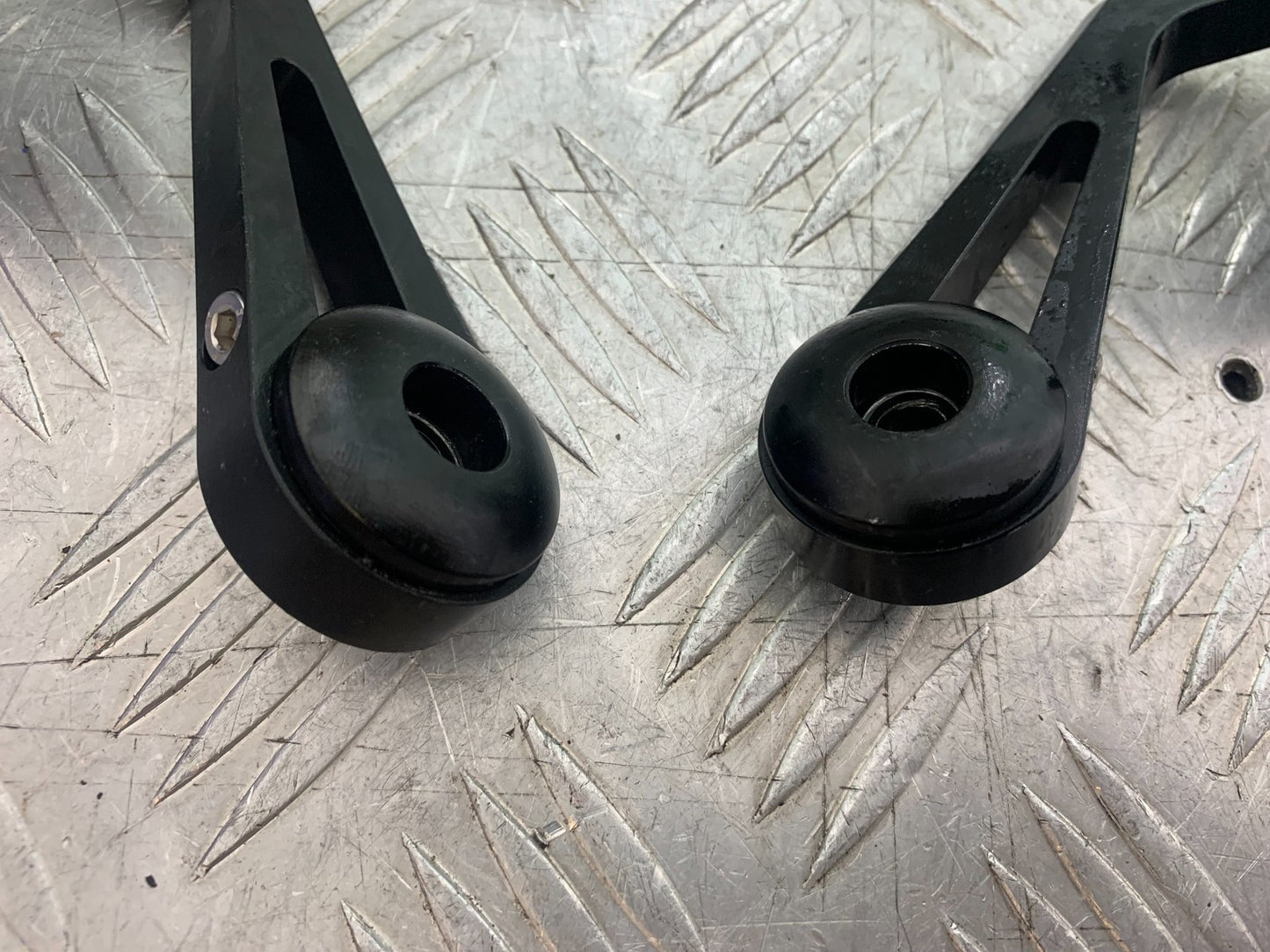 TRIUMPH 675 STREET TRIPLE R MIRRORS  YEAR 2013 - 2016 (CMB1221)