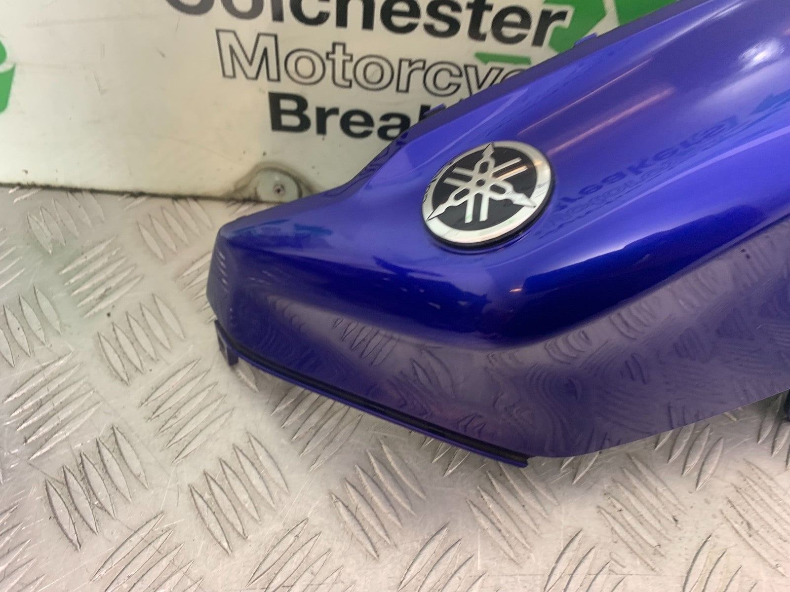 YAMAHA YZF-R125 YZF 125 LEFT TANK PANEL  YEAR 2019-2022 (CMB1263)