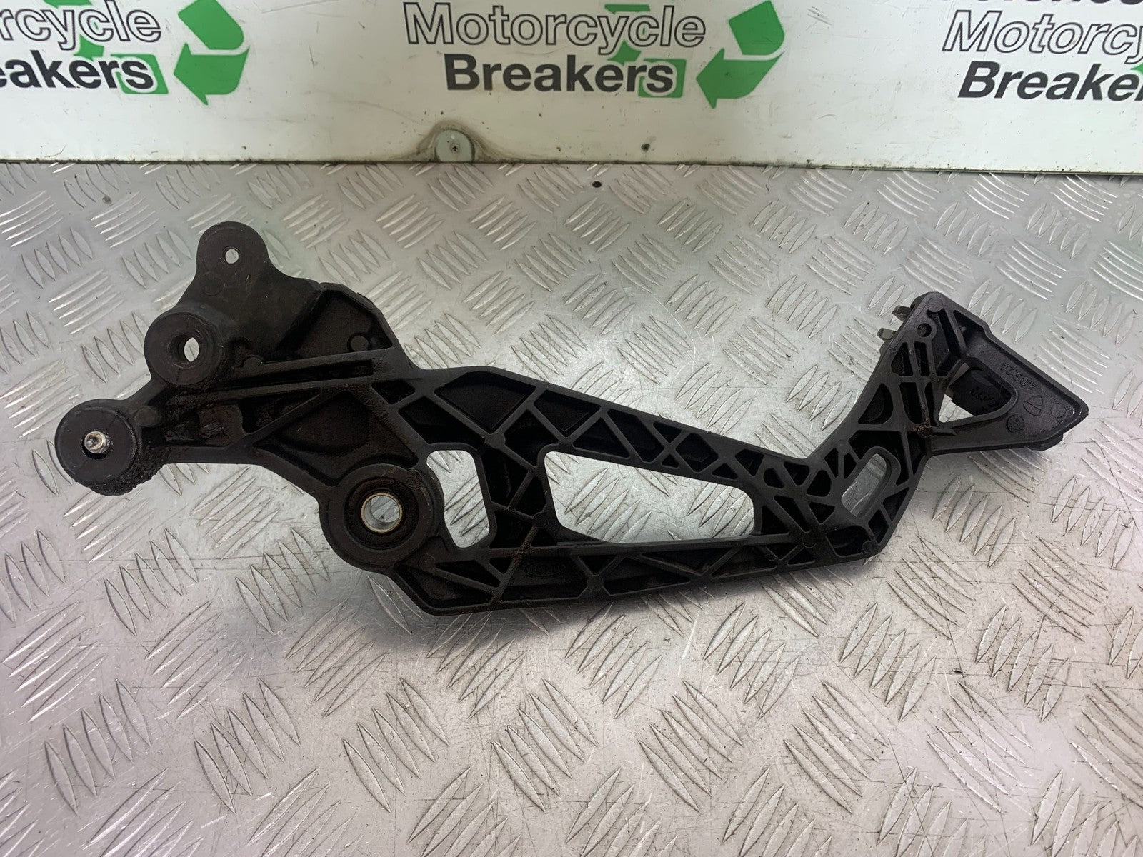 DUCATI 937 MONSTER LEFT HANGER  YEAR 2021-2024 (CMB1270)