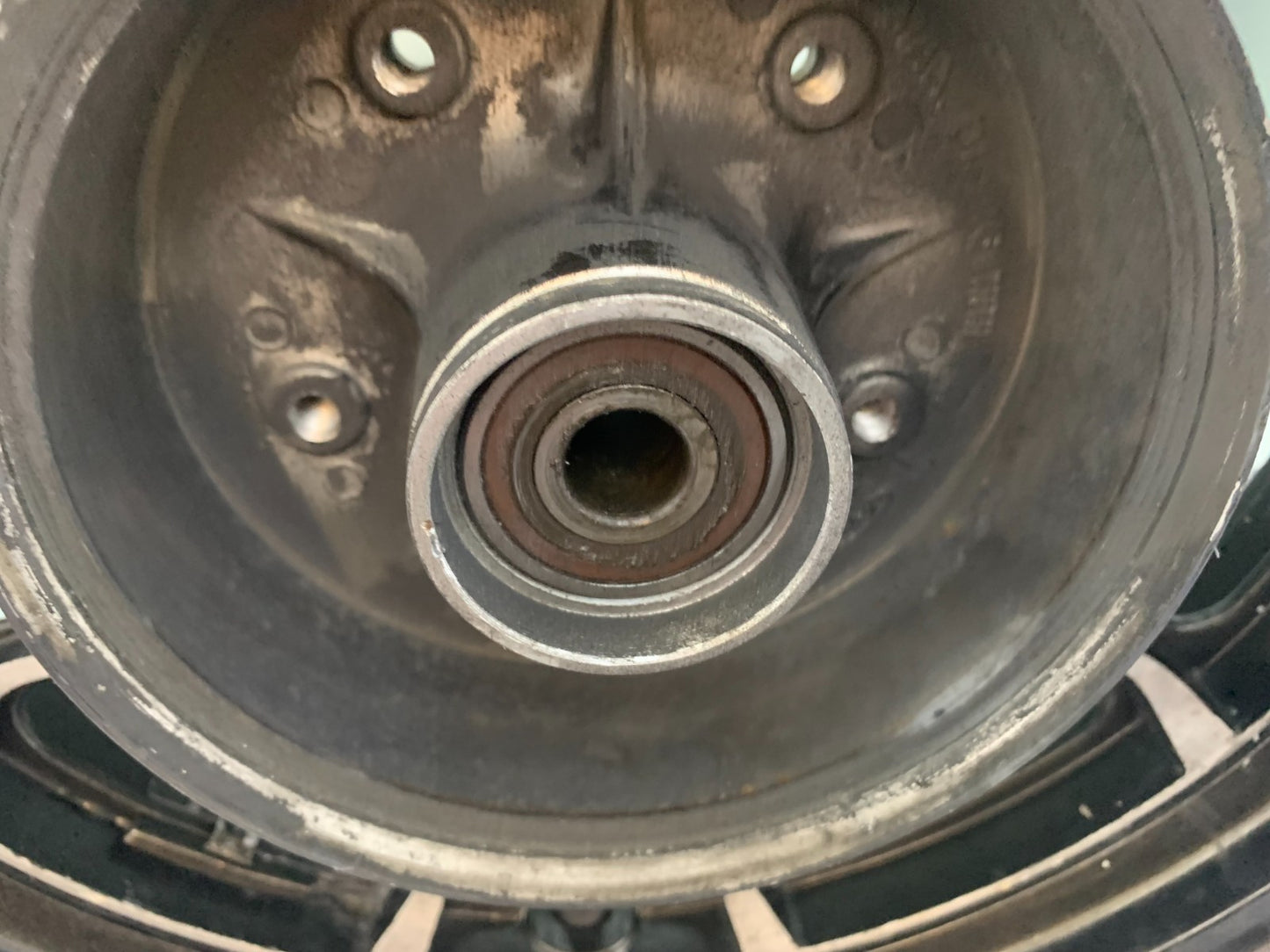 HONDA VT700 VT 700 SHADOW REAR WHEEL   YEAR 1984-85 (CMB1328)