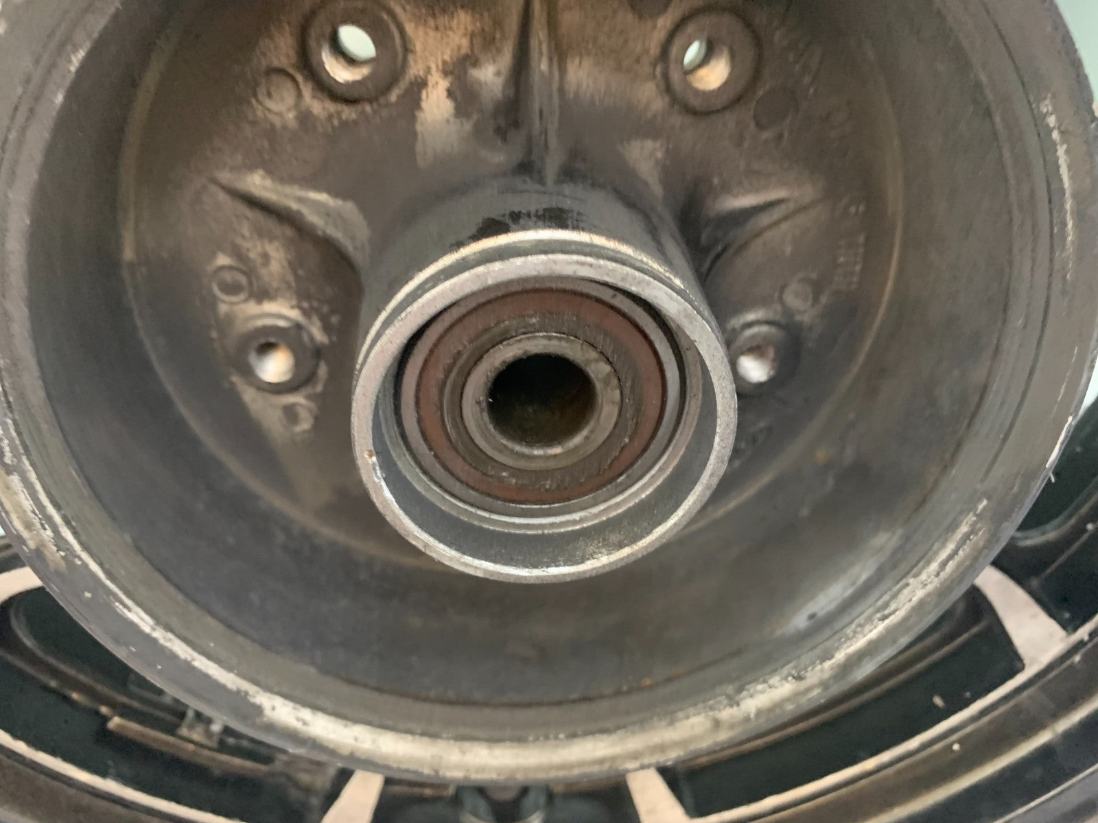HONDA VT700 VT 700 SHADOW REAR WHEEL   YEAR 1984-85 (CMB1328)