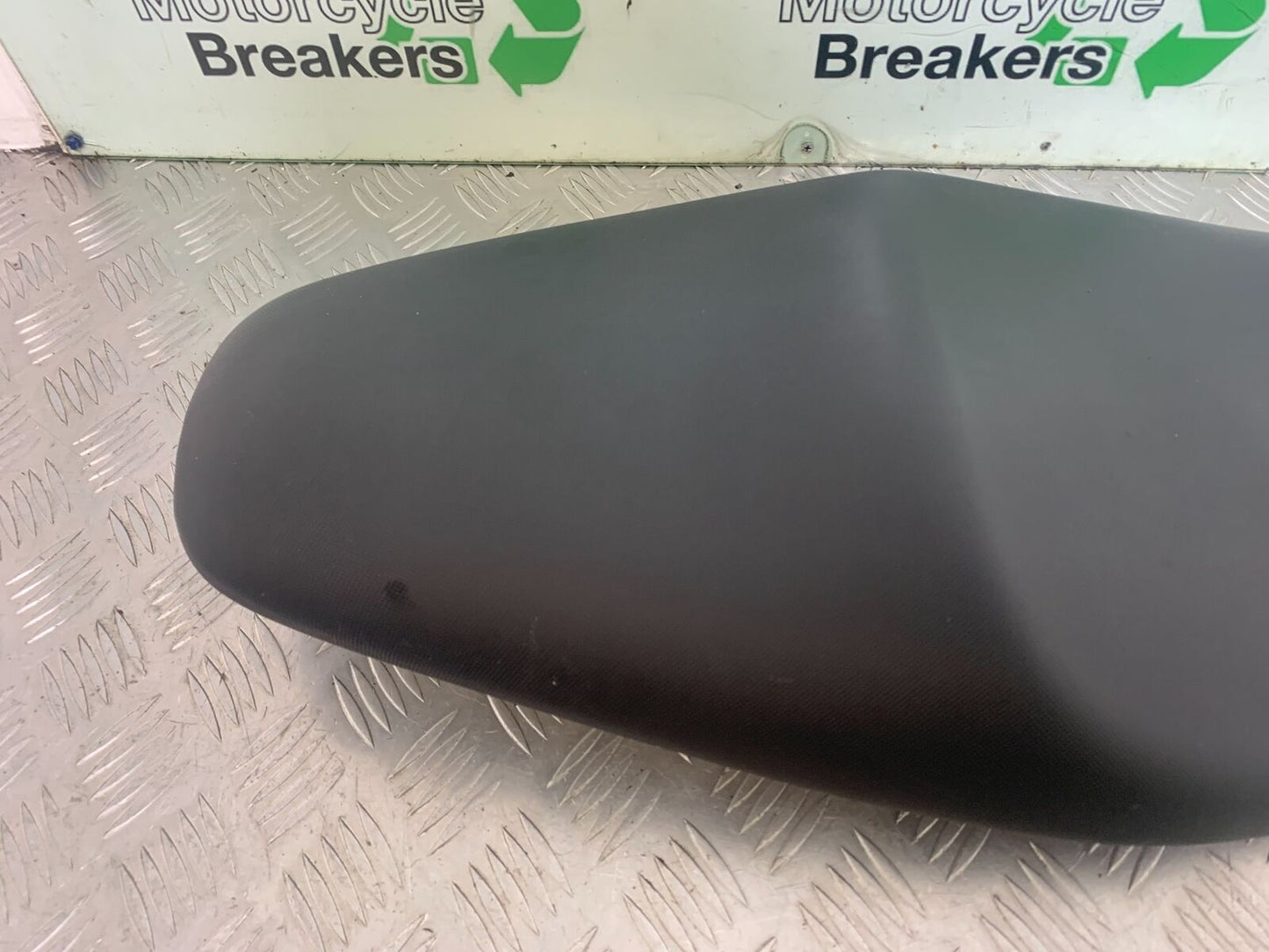 KAWASAKI ER6 F SEAT  YEAR 2005-2008 (CMB1098)