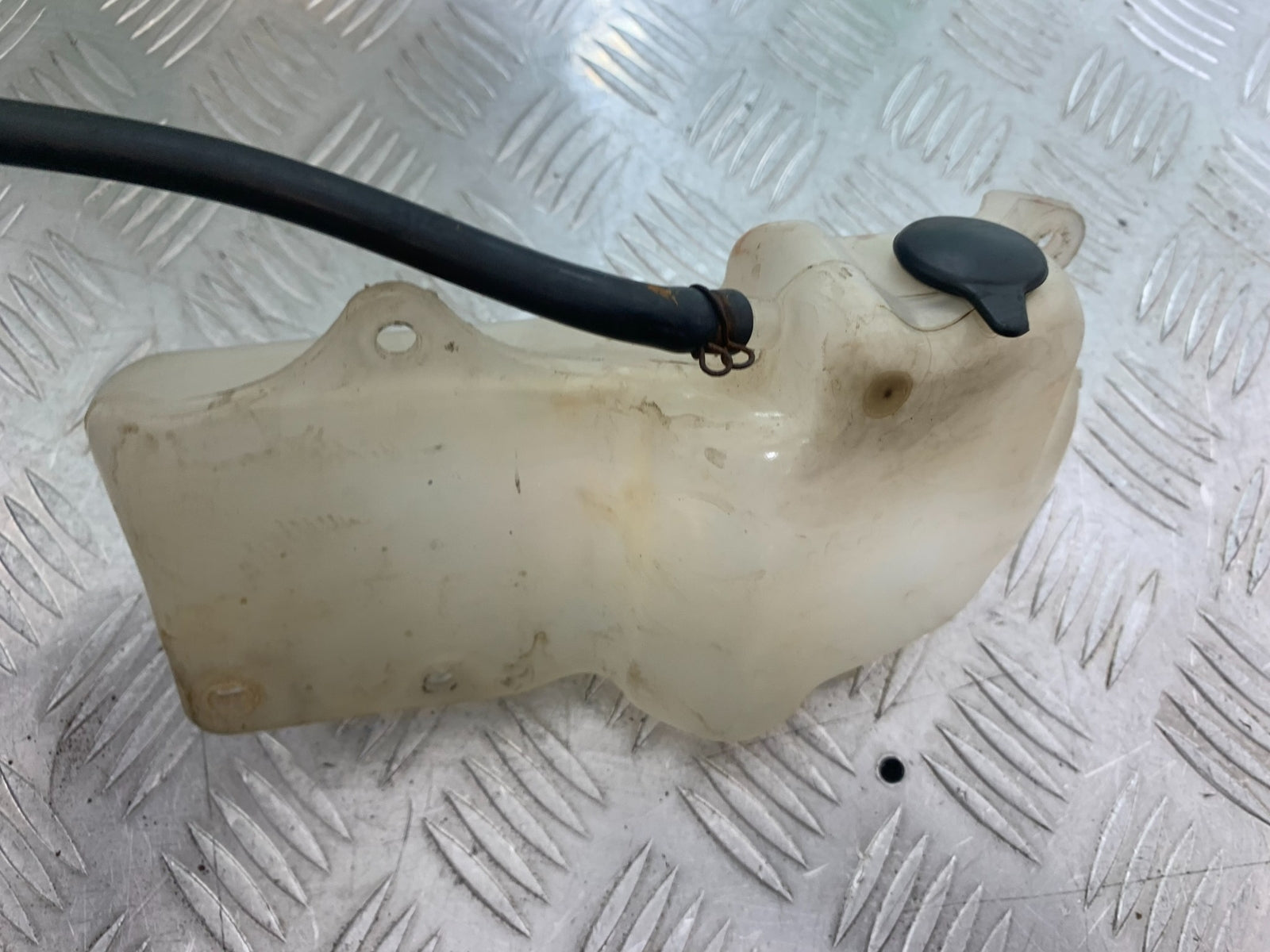 KAWASAKI VN1500 CLASSIC COOLANT BOTTLE   YEAR 1999 -2006 (CMB1166)