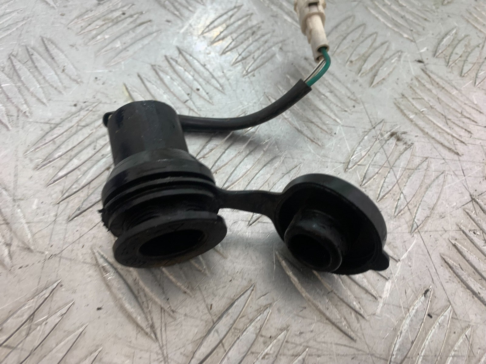 DUCATI 937 MONSTER OUTLET SOCKET  YEAR 2021-2024 (CMB1270)
