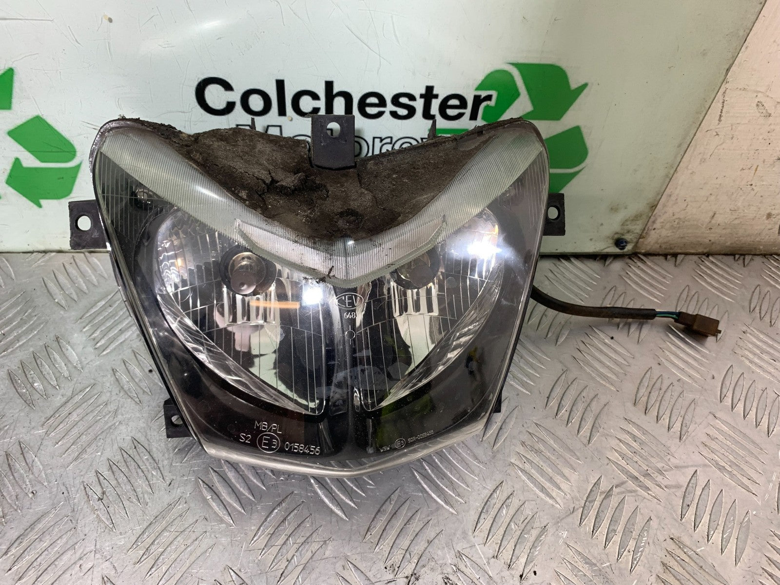 HONDA XL125 VARADERO HEADLIGHT YEAR 2001-2006  (CMB1304)