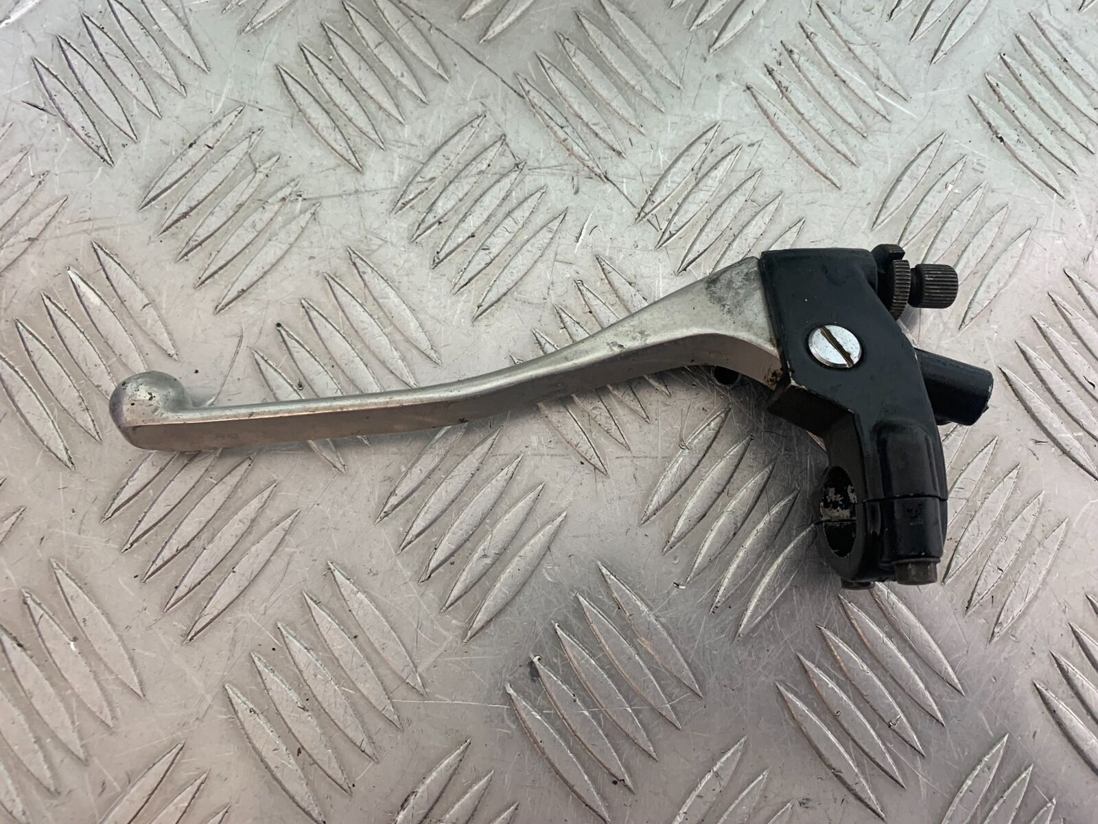 HONDA CBR600 CBR 600 F2 CLUTCH LEVER AND BRACKET   YEAR 1991-1994(CMB1133)