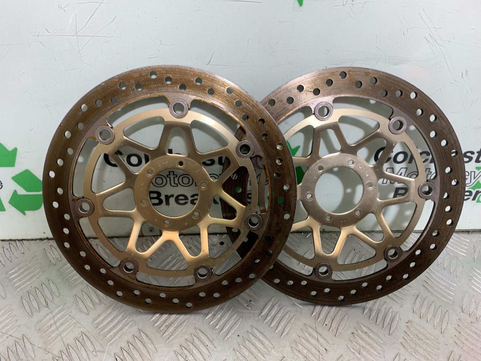HONDA CBR1100 BLACKBIRD FRONT BRAKE DISCS  YEAR 1999-2005 (CMB1232)