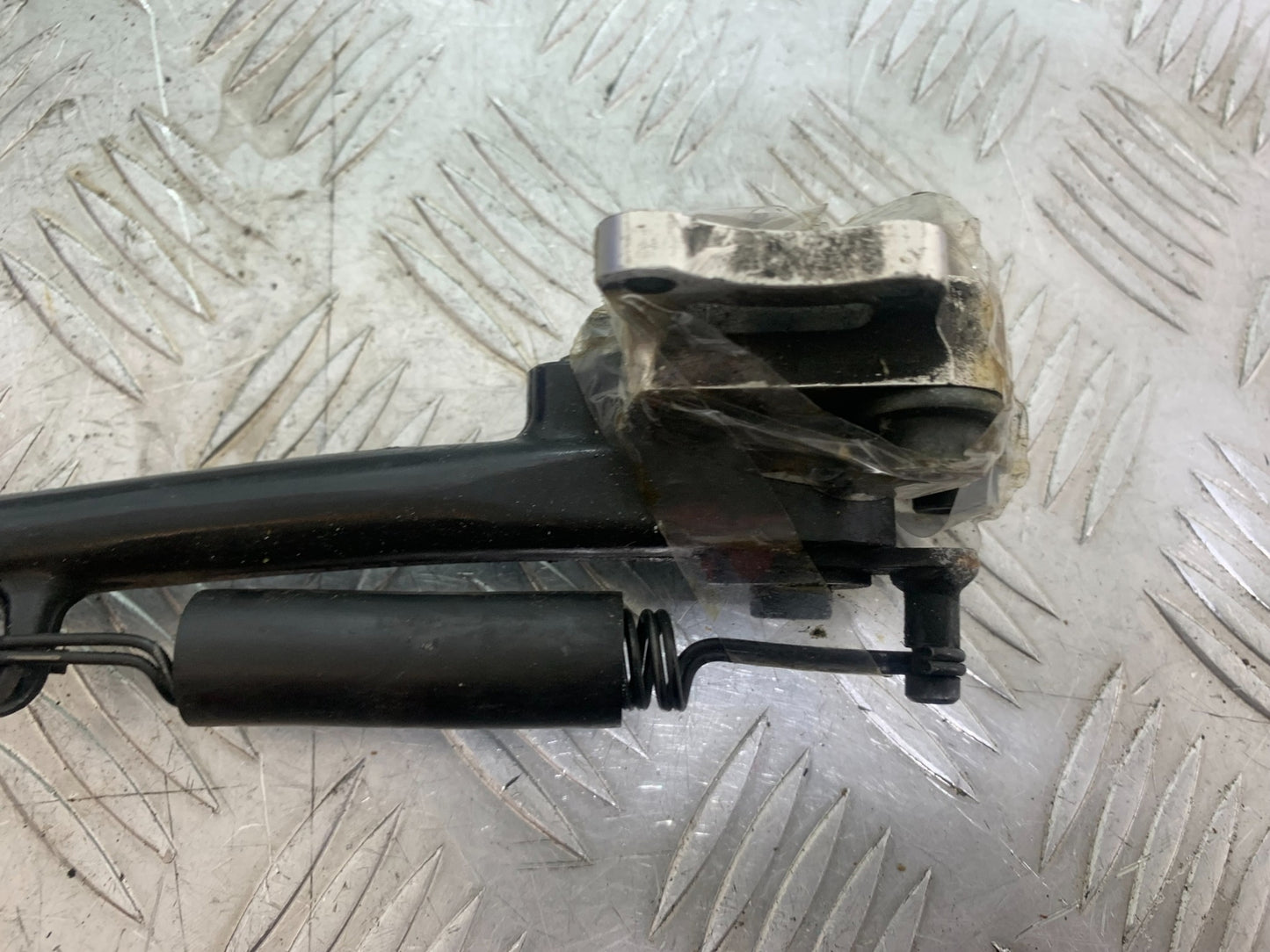 YAMAHA YZF R1 SIDE STAND   YEAR 2004-2006 (CMB1155)