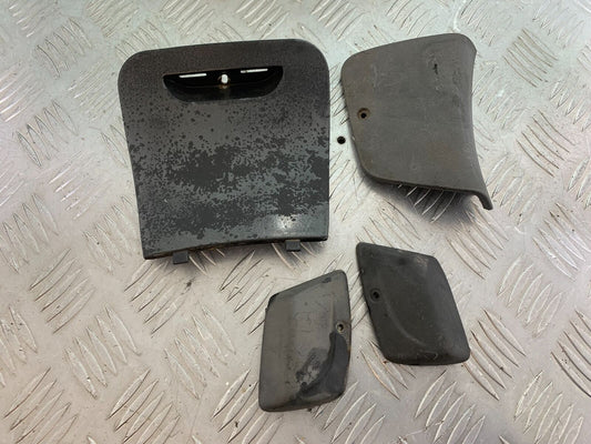 VESPA 125 ET4 INFILL PANELS YEAR 1997-2000  (CMB1068)