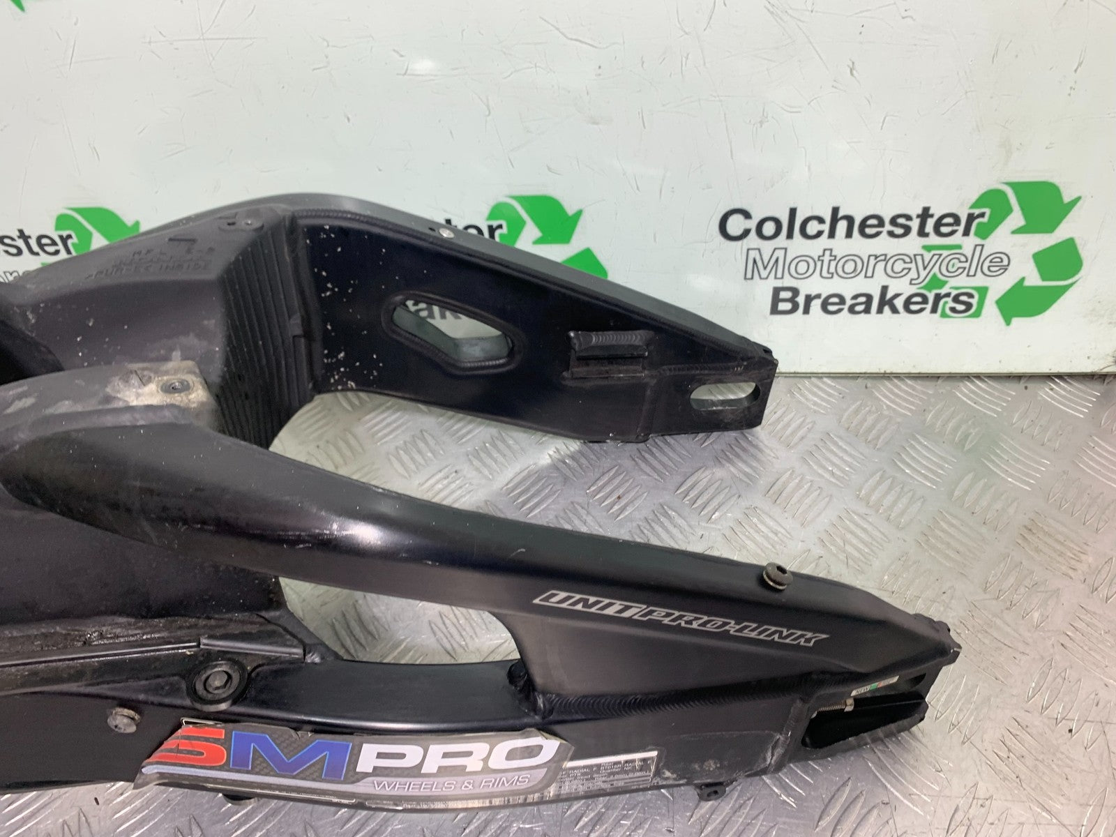 HONDA CBR1000 rr FIREBLADE SWINGARM 2008-2011 (CMB1253)