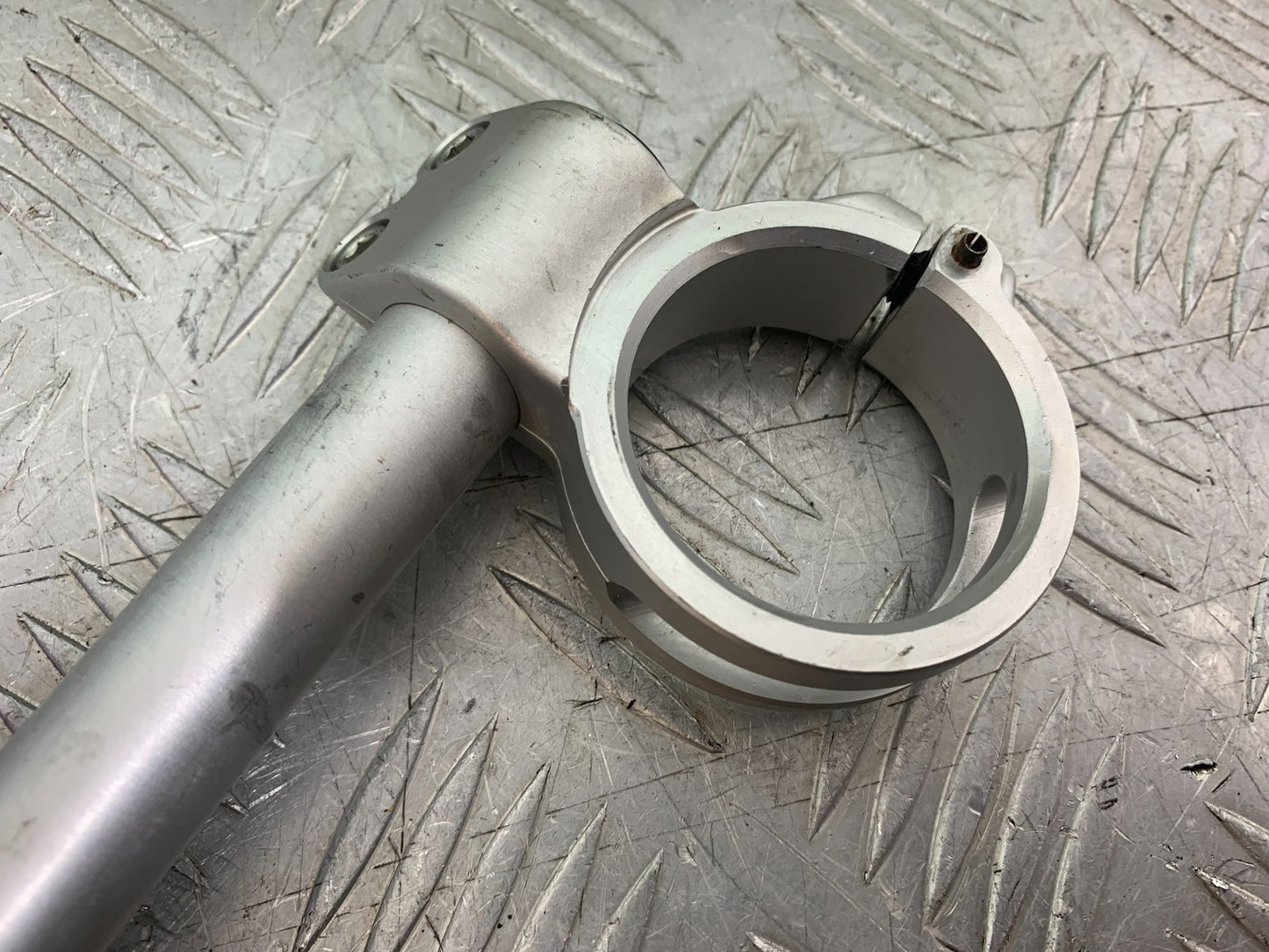 DUCATI 1198 S LEFT HANDLEBAR   YEAR 2009-2011 (CMB1219)
