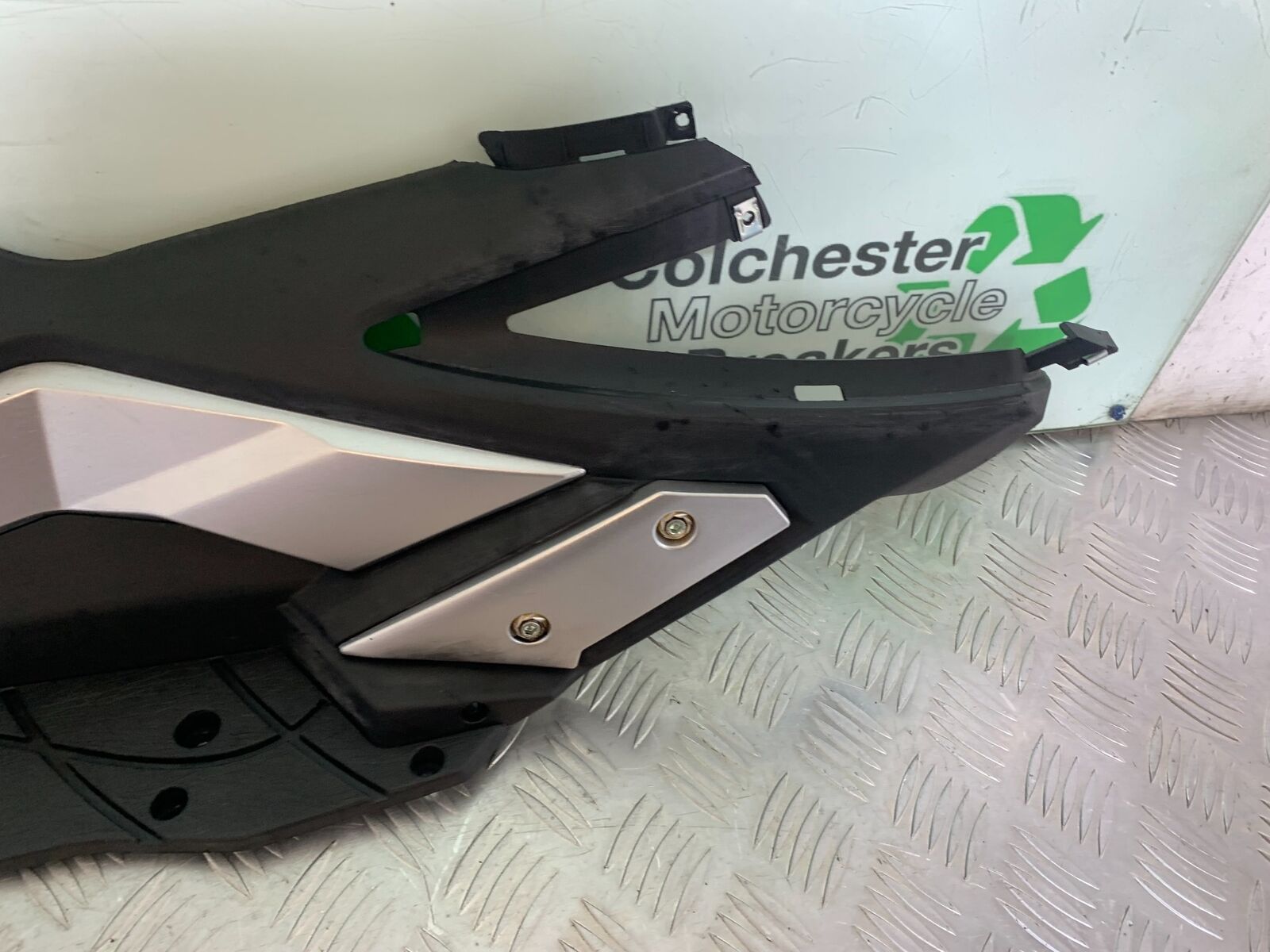 MOTORINI MISANO SXI 125 LEFT FOOTBOARD  YEAR 2022 (CMB1078)