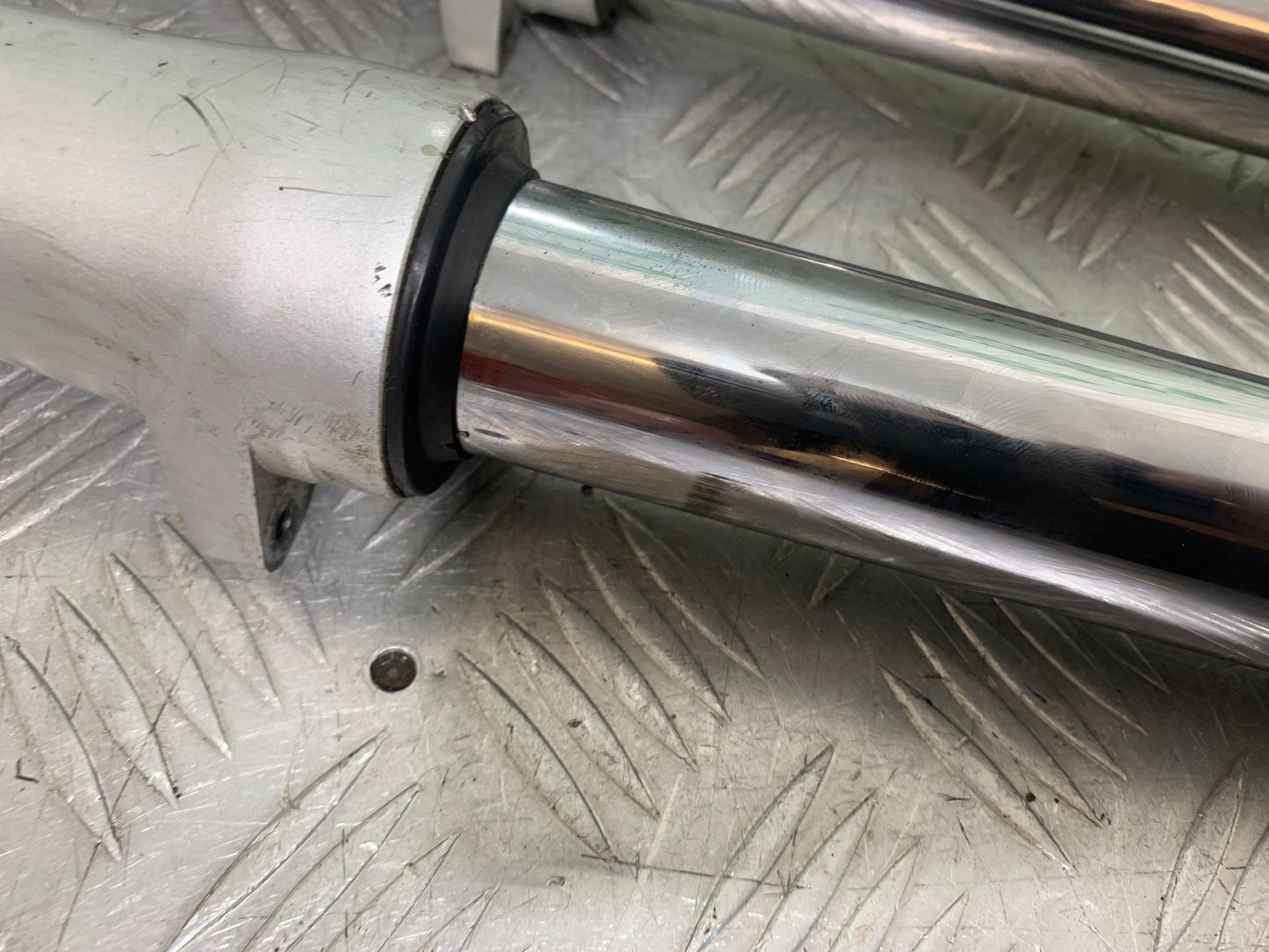 SUZUKI GSX1100 G GSX 1100 G FORKS 1991-1996 (CMB1283)
