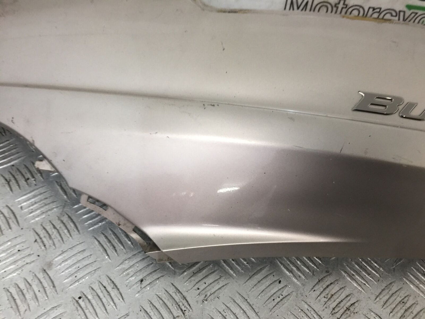 SUZUKI AN 250 BURGMAN LEFT SEAT PANEL YEAR 1999  (STOCK 881)