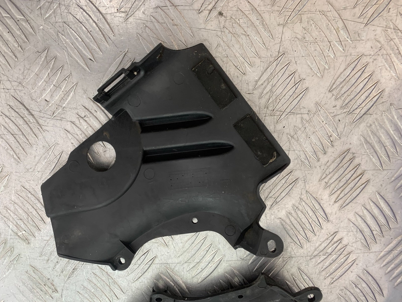 YAMAHA YBR125 CUSTOM SIDE INFILLS  YEAR 2008-2016 (CMB1192)