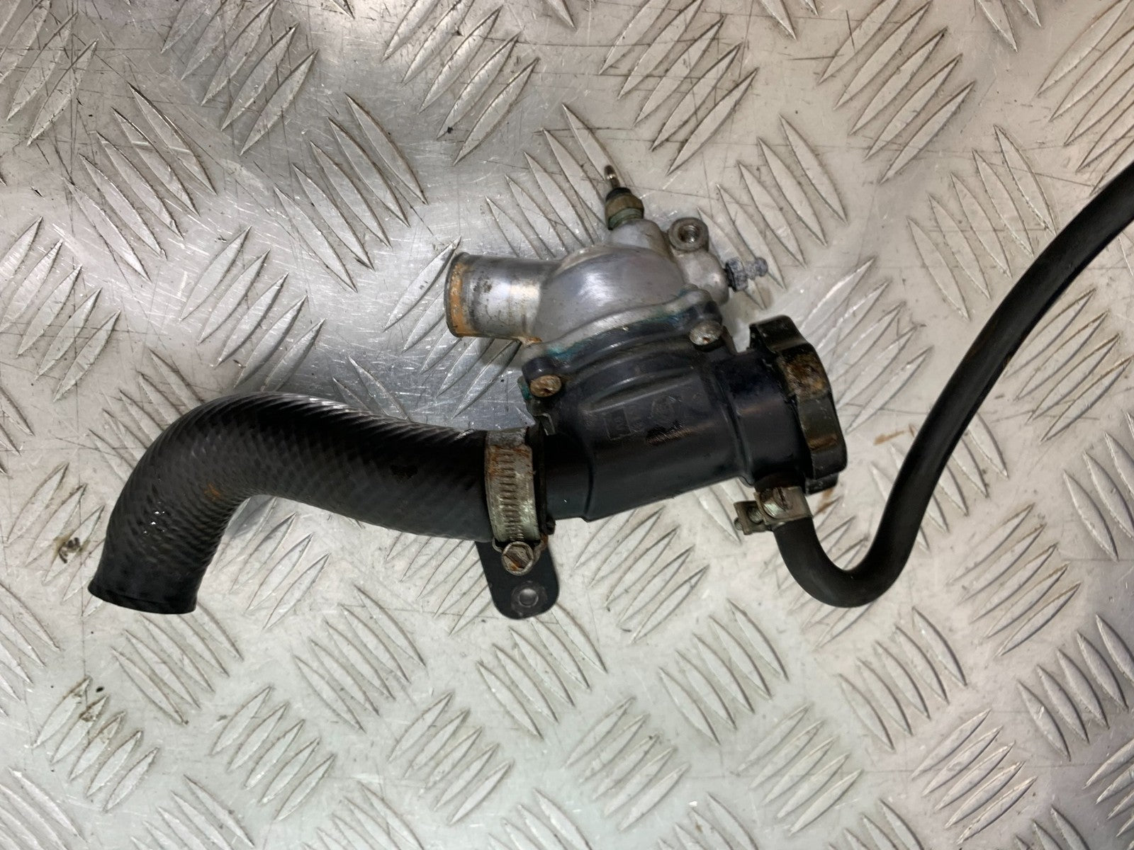 KAWASAKI ZZR1100 D THERMOSTAT YEAR 1993-2001 (CMB1189)