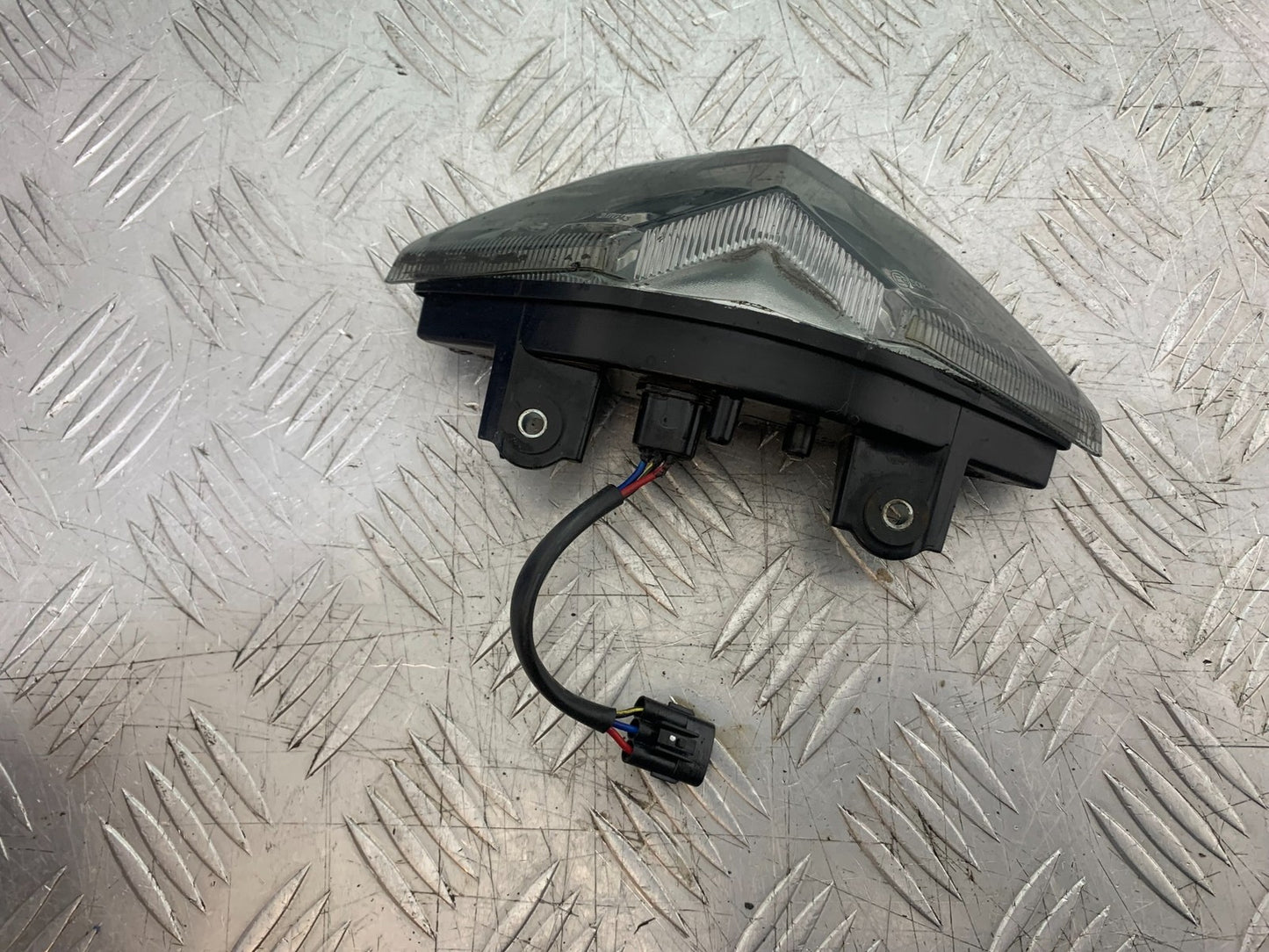 KAWASAKI 650 VERSYS REAR LIGHT YEAR 2015-2018 (CMB1288)