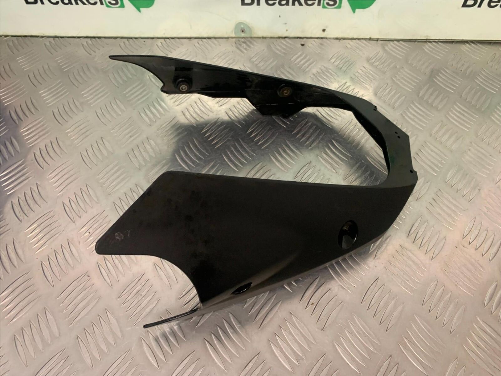 YAMAHA XJ6 XJ6-S BELLYPAN   YEAR 2009-2015 (STOCK 991)