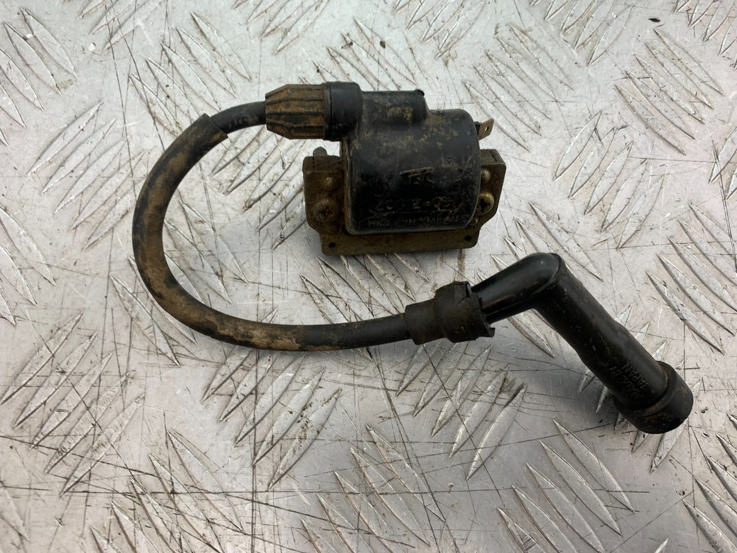 KAWASAKI KLR250 KLR 250 COIL AND CAP   YEAR 1984-2001 (CMB1225)