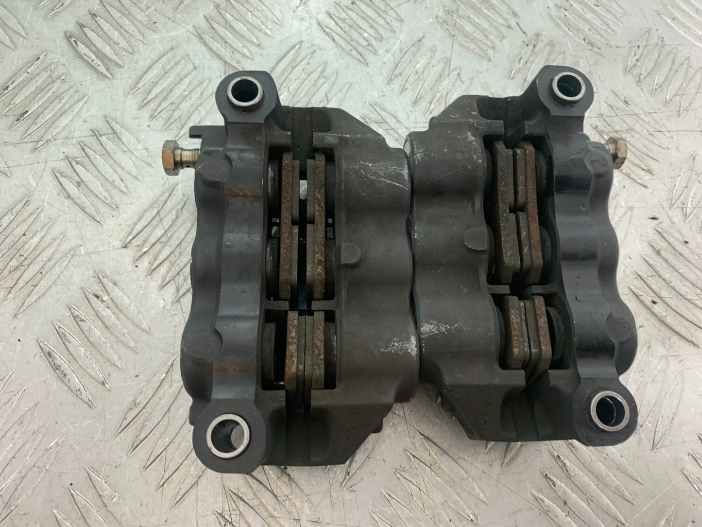 YAMAHA YZF R1 4C8 FRONT BRAKE CALIPERS   YEAR 2007-2008 (CMB1237)